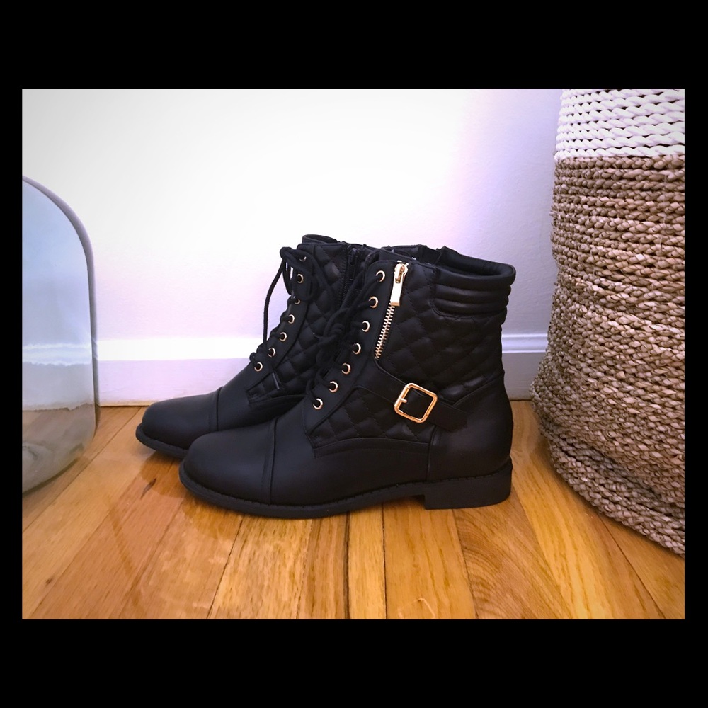 Brand new, never worn combat ankle height boots!